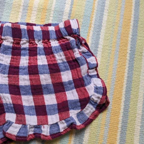 ⭐ Two Pairs of 4T Shorts - Picture 7 of 10